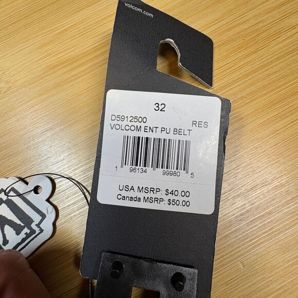 Volcom Blue Glitter Logo Belt – Size 32 (NWT) - Picture 3 of 3